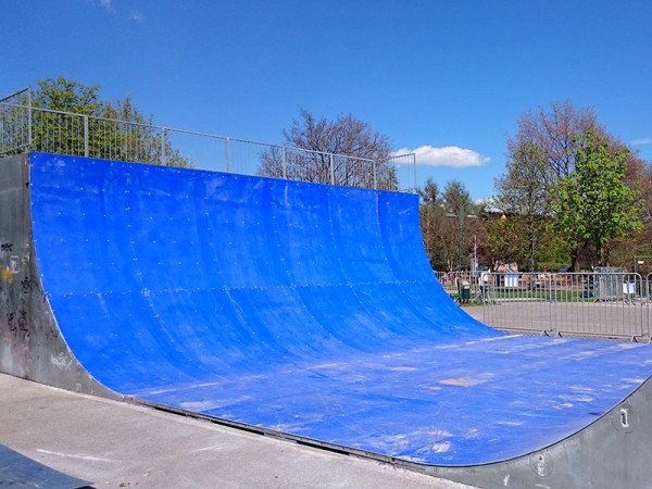 Halfpipe Surface